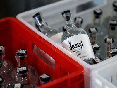 Spotkanie w destylarni okowity